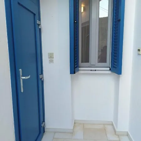 Eleni's House Ii *