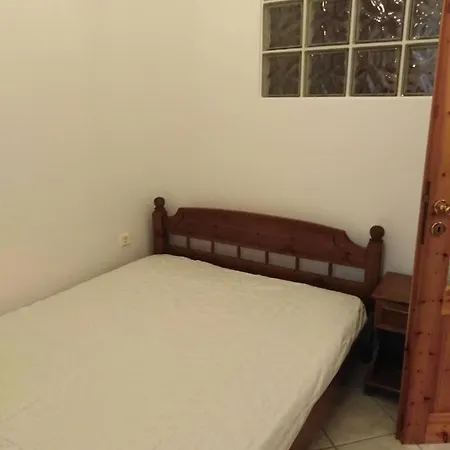 Eleni's House Ii Κόρωνος